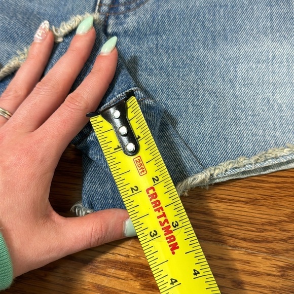 NWT Madewell Relaxed Destructed Edition Denim Shorts Size 33 - Picture 12 of 12